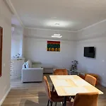 Classy Apartment Lea 3